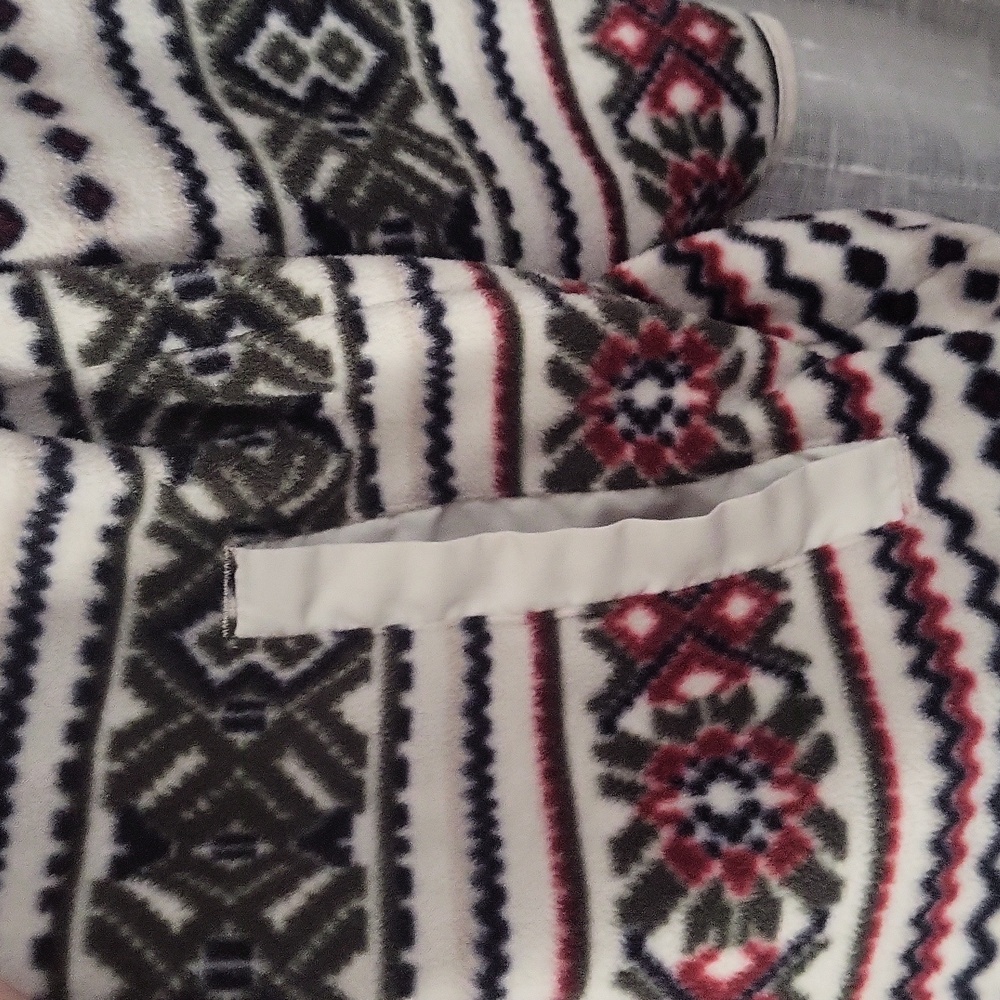 Natural Reflections Sweater - Picture 5 of 6